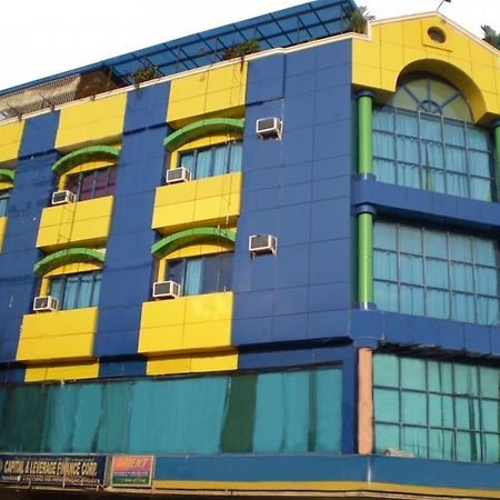 C & L Suites Inn Dumaguete City Exterior photo